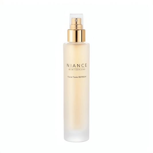 Application of NIANCE Facial Tonic REFRESH mist spray