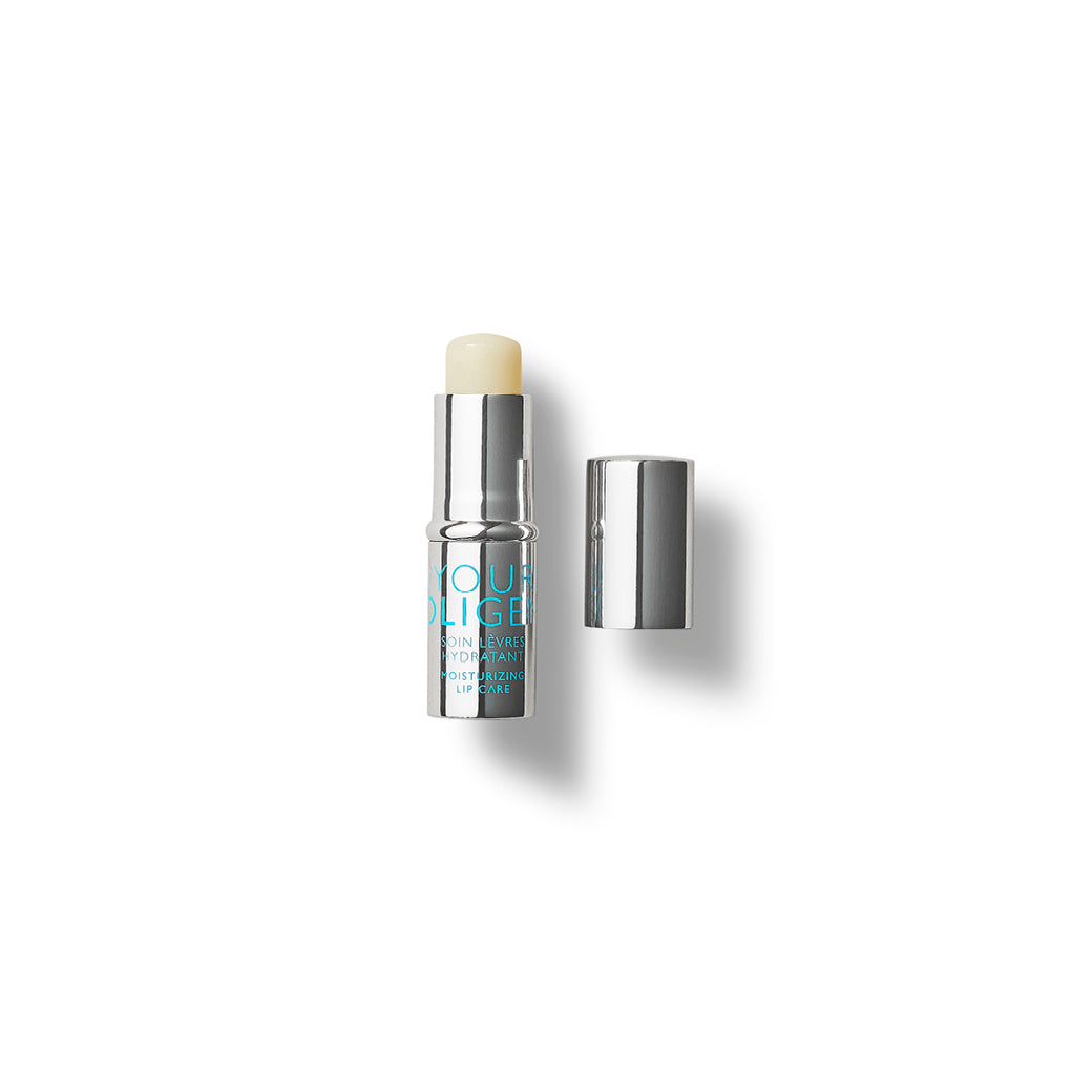 Texture of RIVOLI For Your Lips – rich botanical lip balm for dry lips