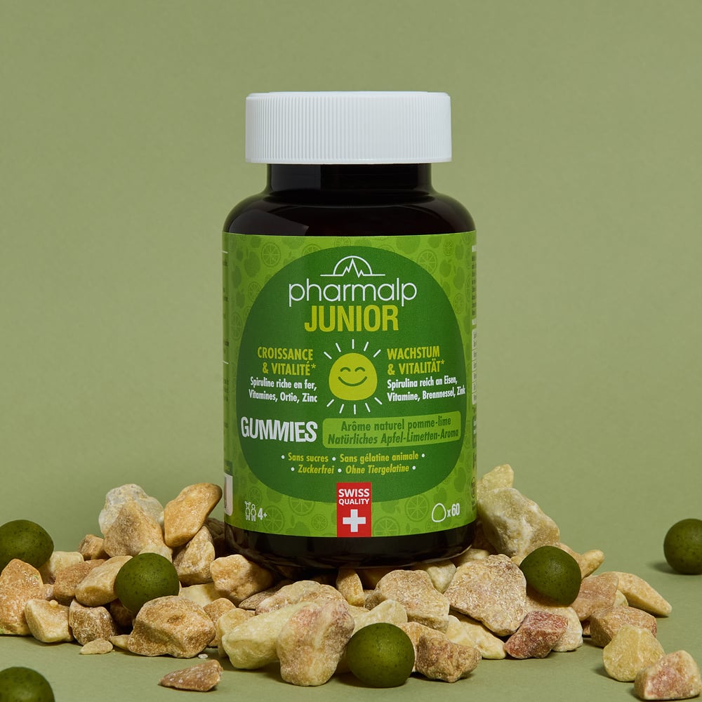 Bottle of Pharmalp JUNIOR Gummies – iron-rich spirulina & nettle extract for kids