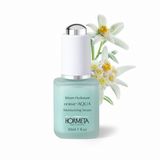 Texture of HormeAQUA Moisturizing Serum – lightweight hydrating formula for dry skin