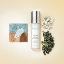 Texture of RIVOLI Émulsion Ré-Équilibrante – lightweight emulsion soothing sensitive skin